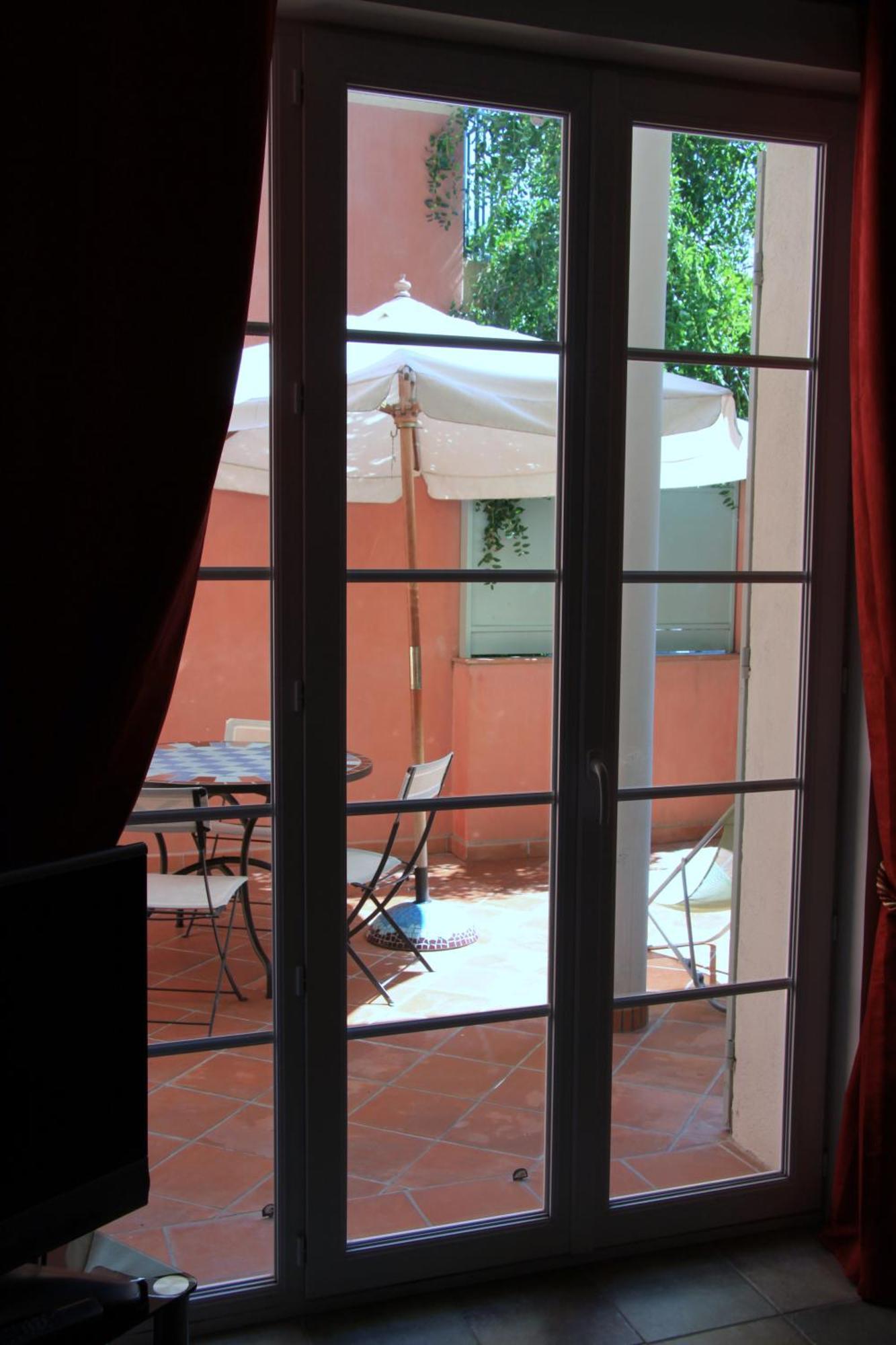 Appartement Avec Patio Et Garage Centre Ville Et Plage Sanary-sur-Mer Dış mekan fotoğraf